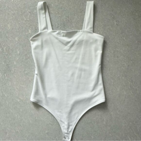 Abercrombie & Fitch White Bodysuit with Square Neckline - Picture 1 of 5